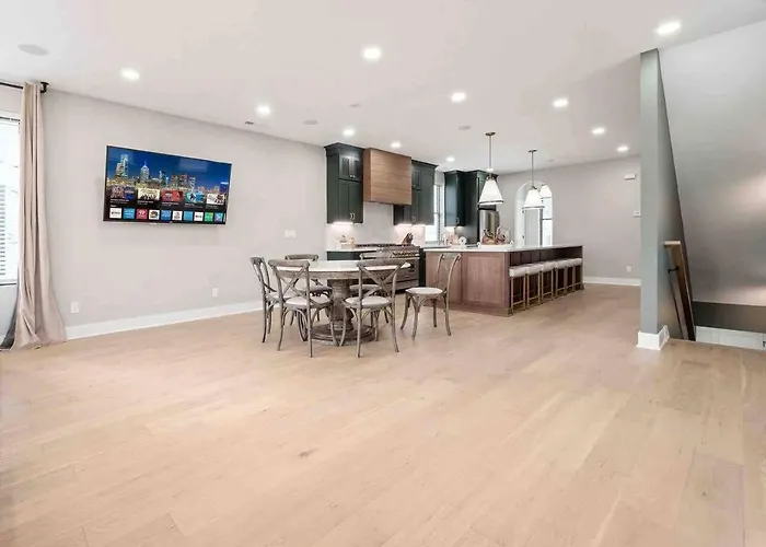Сasa de vacaciones New Build, Downtown Views, Next To Nch Columbus