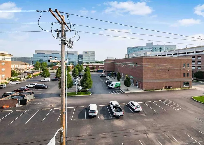 Сasa de vacaciones New Build, Downtown Views, Next To Nch Columbus